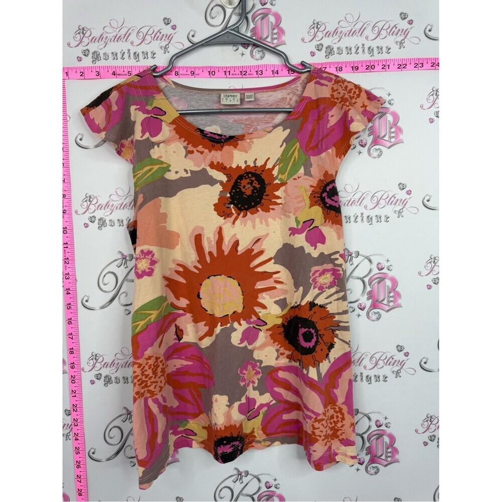 Esprit tshirt style top Floral Cap-Sleeve Tee in Pink, Orange & Cream